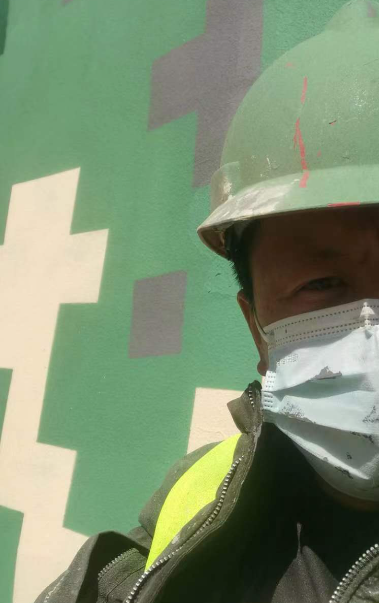 双鸭山迷彩漆未完全固化；